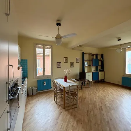 Casa Piave39, A Short Walk From The Center Of Appartement Bologne