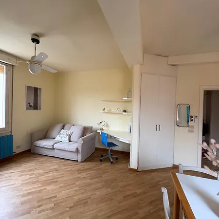 Casa Piave39, A Short Walk From The Center Of Appartement Bologne